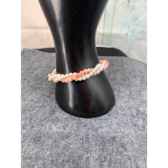 4.6mm White/Cream and Pink/Peach Pearl Bead Bracelet with Fish Hook Clasp, 7" Le - Picture 2 of 5